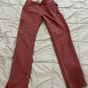 Figs YOLA petite scrub pants